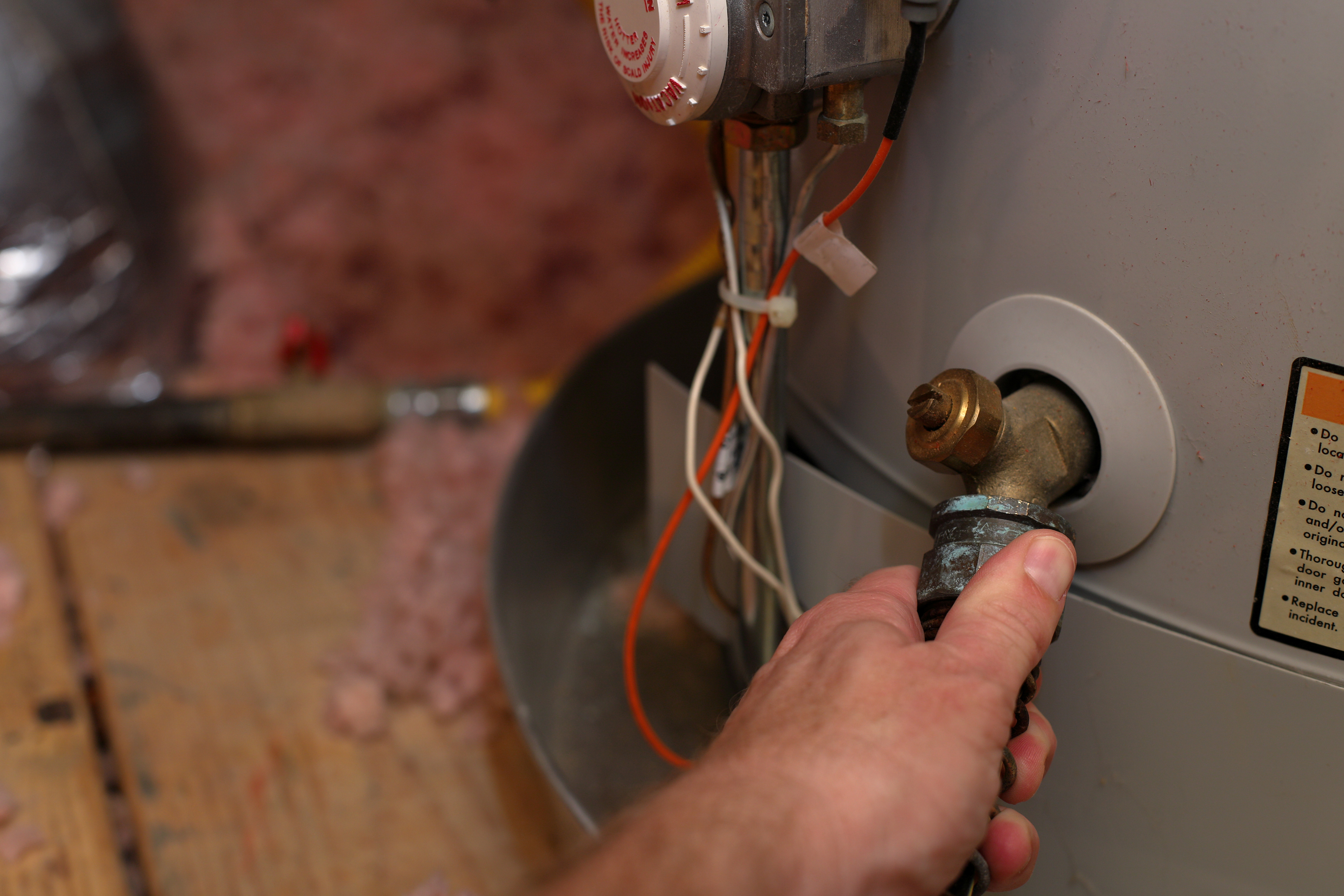 A Troubleshooting Guide for Common Problems With Air Conditioners, Heaters, and Water Heaters